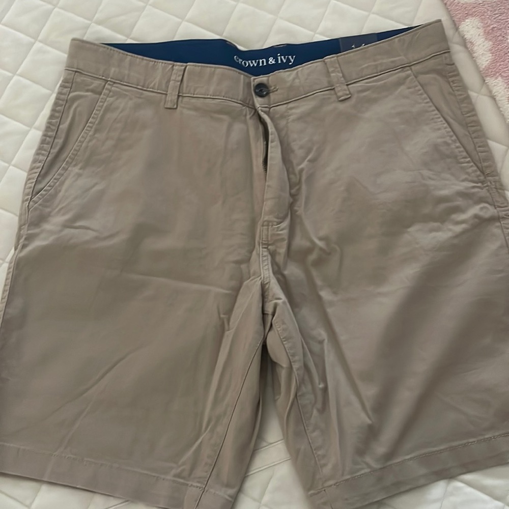 Mens khaki shorts - size 36 - never worn!